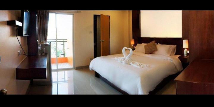 Lucky Inn Residency Pattaya Camera foto